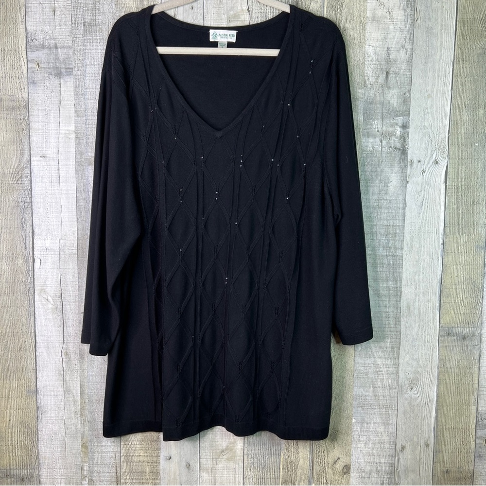 Austin Reed Size 3 Black V-Neck Diamond Pattern Palette Embellished Knit Sweater